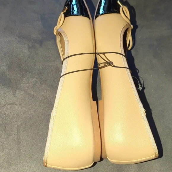 Wide Width Flats - Picture 6 of 11